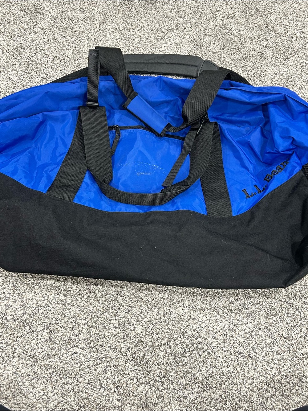 L.L. Bean Adventure Duffle Bag Extra Large Heavy Duty Nylon Green Outdoors Sport